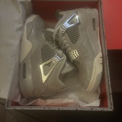 Jordan 4 Frozen Moments