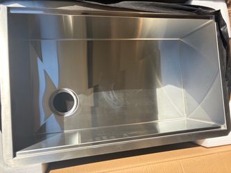 Stainless Steel Undermount Kitchen Sink