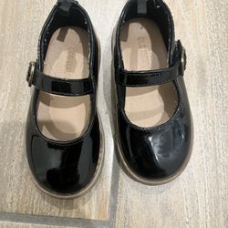 Toddler black Flats Size 7
