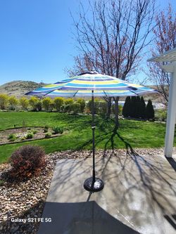 Sunbrella- Like New