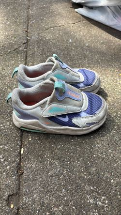 kids nike shoes