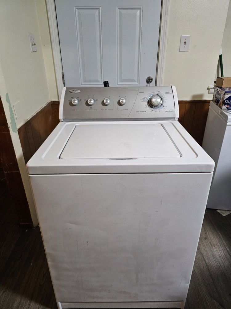 WHIRLPOOL WASHER GOOD CONDITION LARGE CAPACITY HEAVY DUTY DELIVERY AVAILABLE WE DO REPAIRS