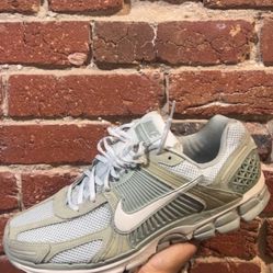 Vomero Green Size 13