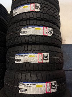 265/70/16 Falken instaladas y balanceadas las 4 con 70,000 millas de garantÃa