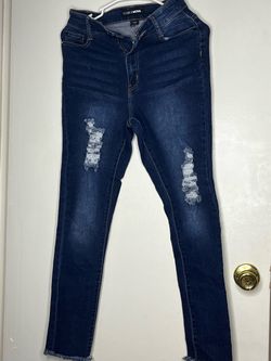 Fashion Nova Distressed Skinny Jeans Size 7/8