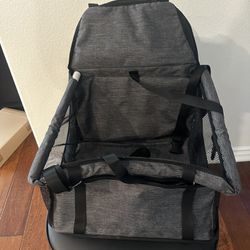 Car Seat for Small to Medium Dog 