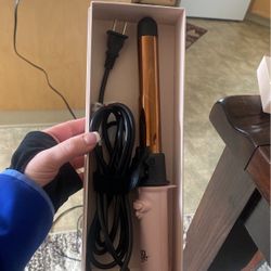 Curling Iron 