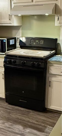 GE Black Gas Range Stove