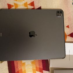 Apple iPad Pro 12.9” (4th Generation) – 512GB – Wi-Fi + Cellular – Never Used