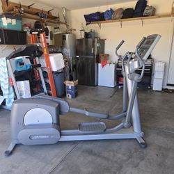 Life Fitness 95xi commercial elliptical