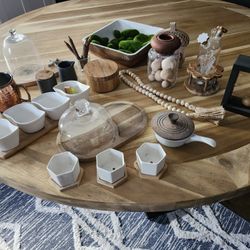 Decorative Items 