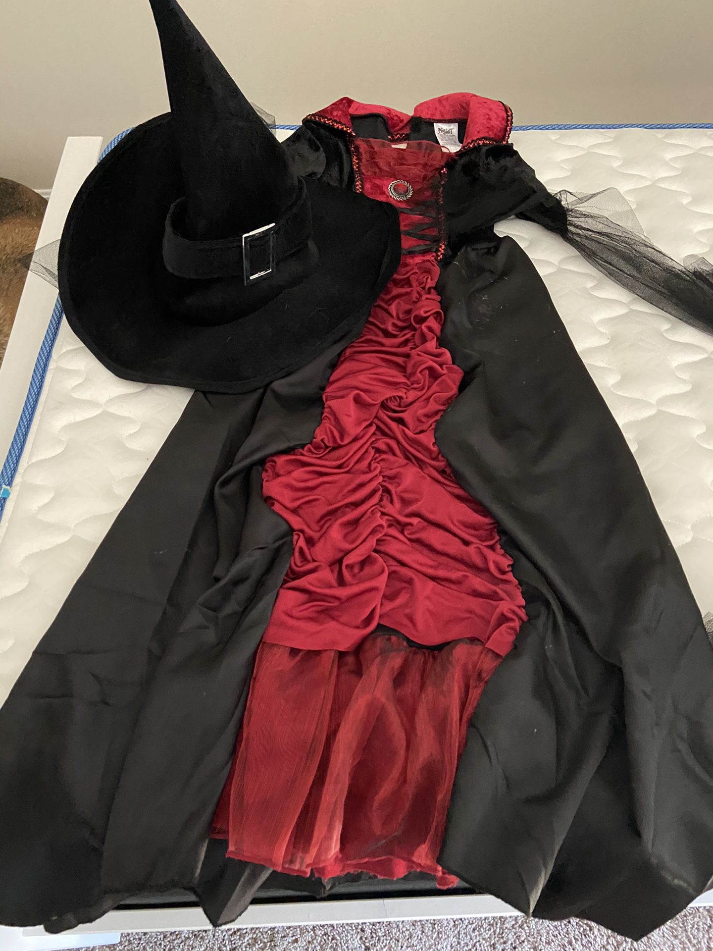 Kids Witch Costume size medium (8-10)