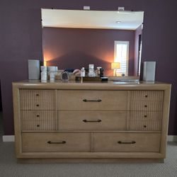 Vintage Art Deco Desser with Mirror, Excellent Condition $190 OBO