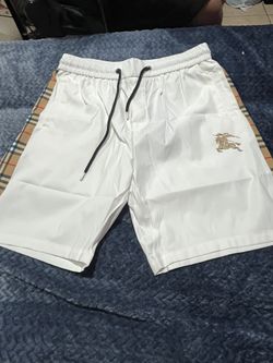 Brand new burberry shorts size large