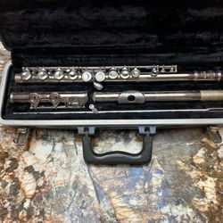 Vintage Bundy Flute