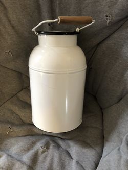 Farmhouse Milk Can