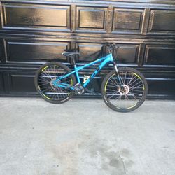 bici Cleta semi   nueva  en buen estado 