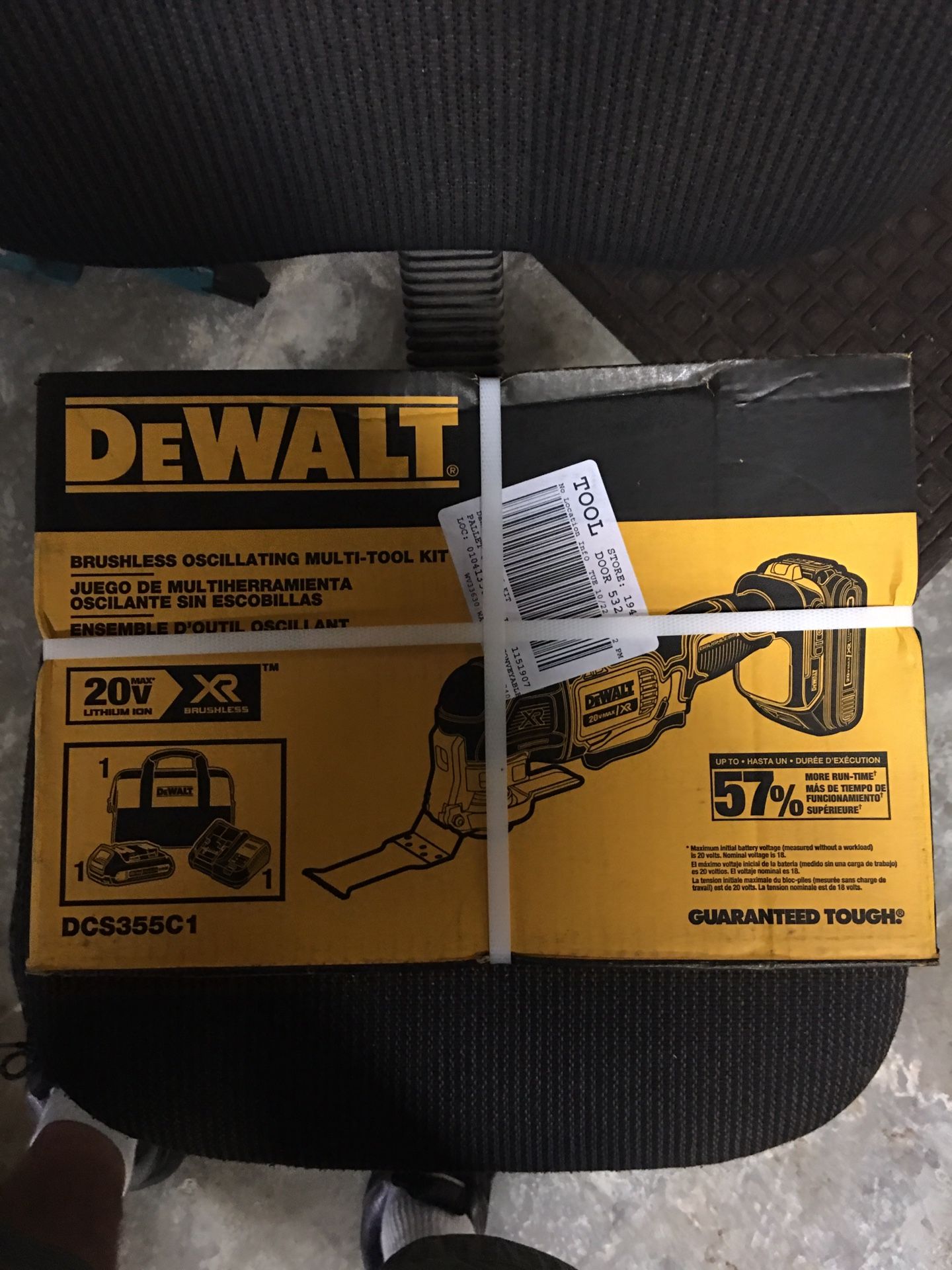 DEWALT 20V Max XR Brushless Oscillating Tool Kit