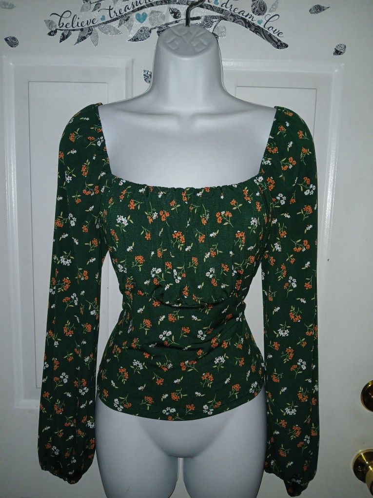 XL Flowered Longsleeve Top
