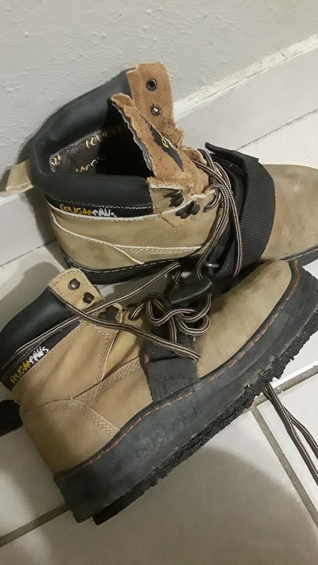 Zapatos para roofing