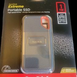 Sandisk Extreme Portable SSD 1TB NEW