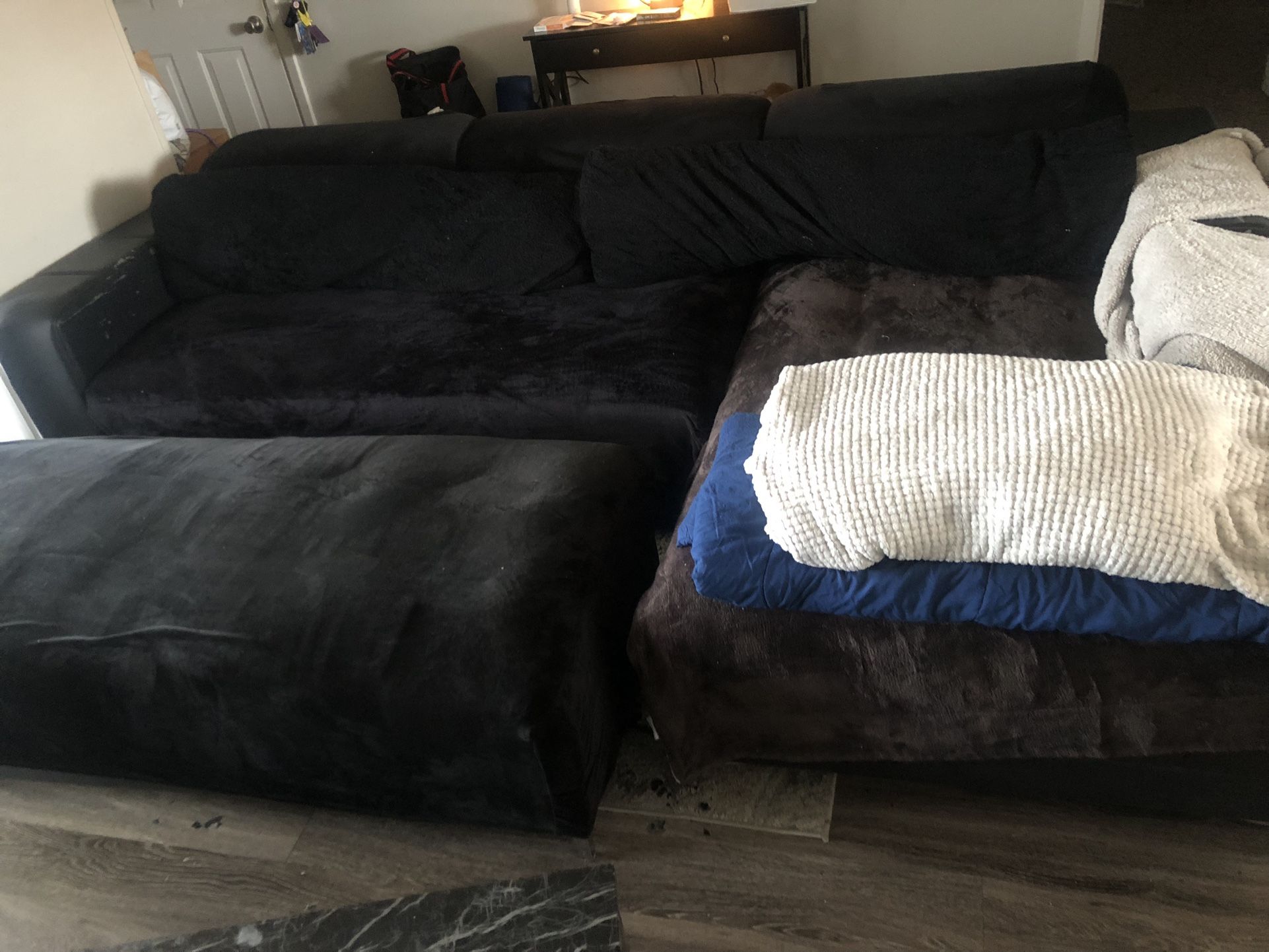 MOVE-OUT SALE: Large Sectional Couch W/ Ottoman