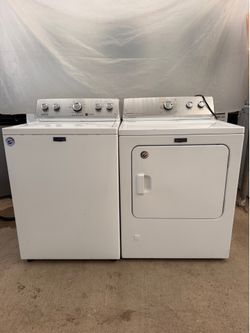 Maytag Washer And Dryer Laundry Set