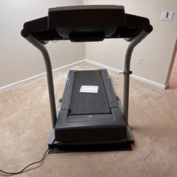 NordicTrack C2255  Treadmill For sale