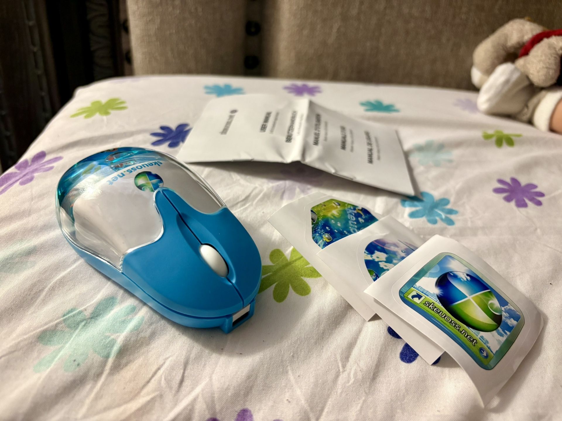 Skeuoss Frutiger Aero Aqua Liquid Mouse - Clear Blue