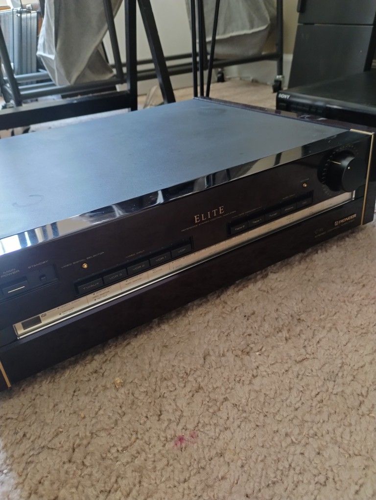 Pioneer Elite Reference Stereo Control Amplifier