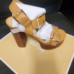 Michael kors woman shoes 8.5