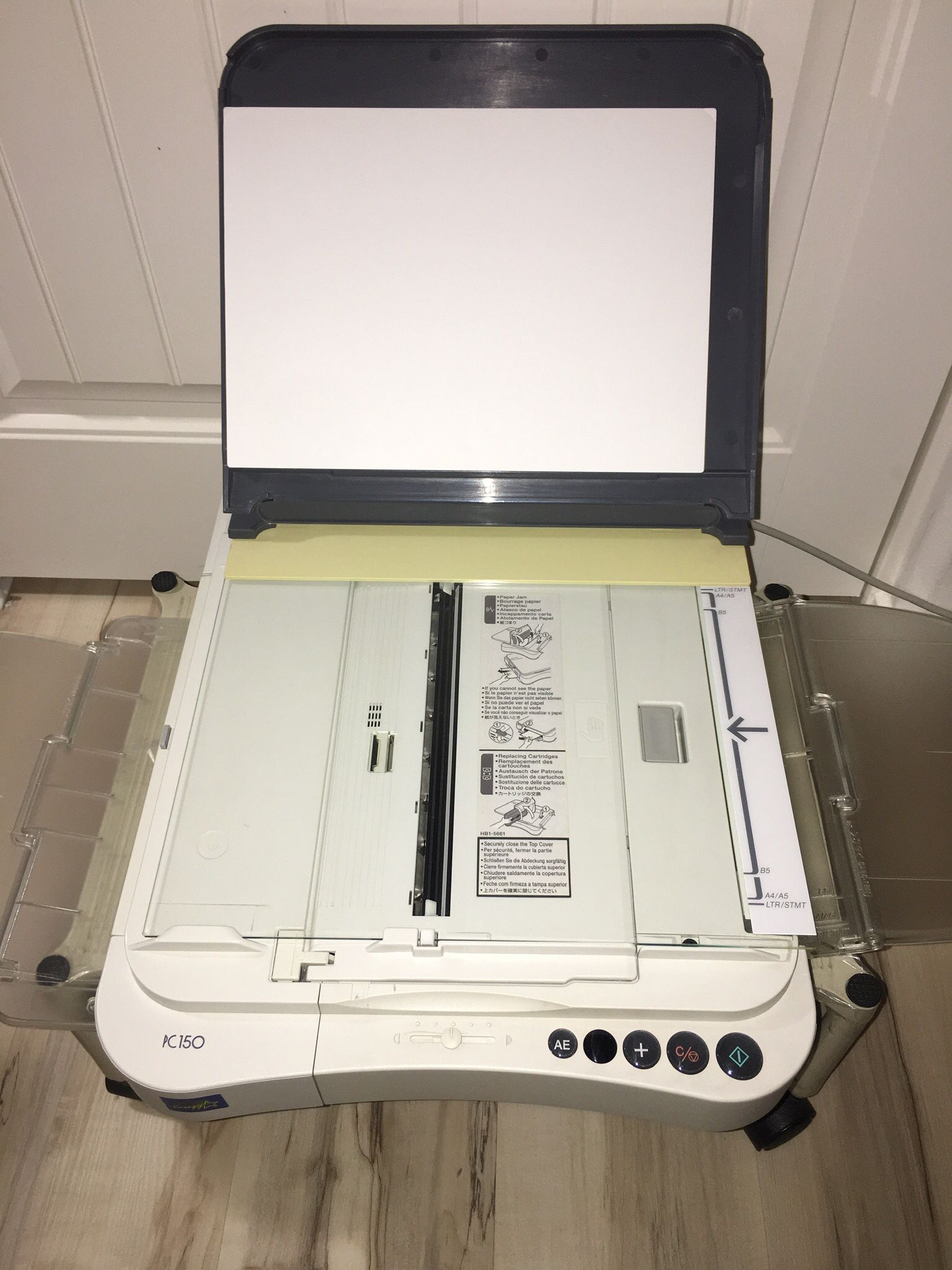 CANON PC150 Black & White Portable Laser Travel Copier Machine **