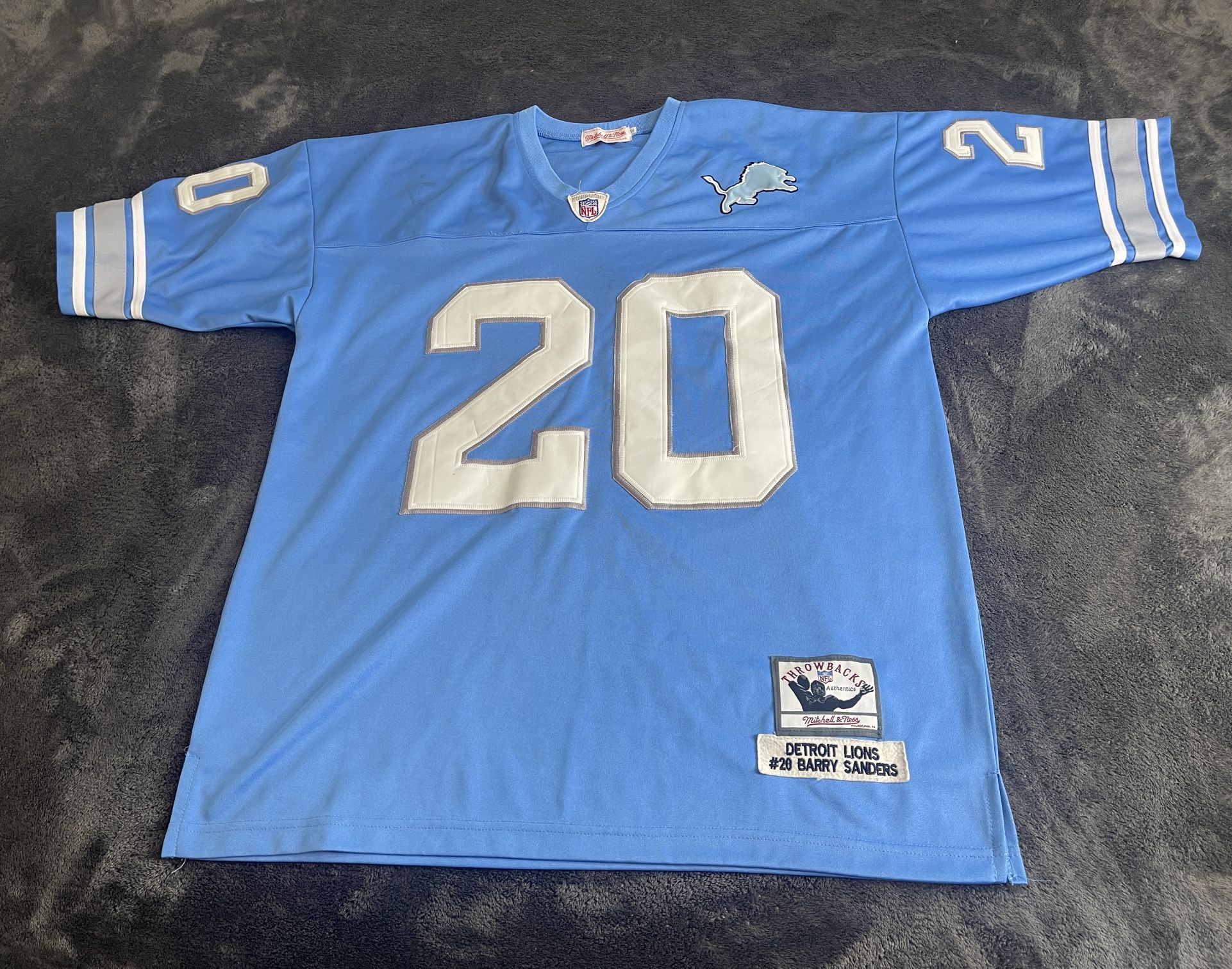 NFL Detroit Lions Barry Sanders #20 Jersey Size 52