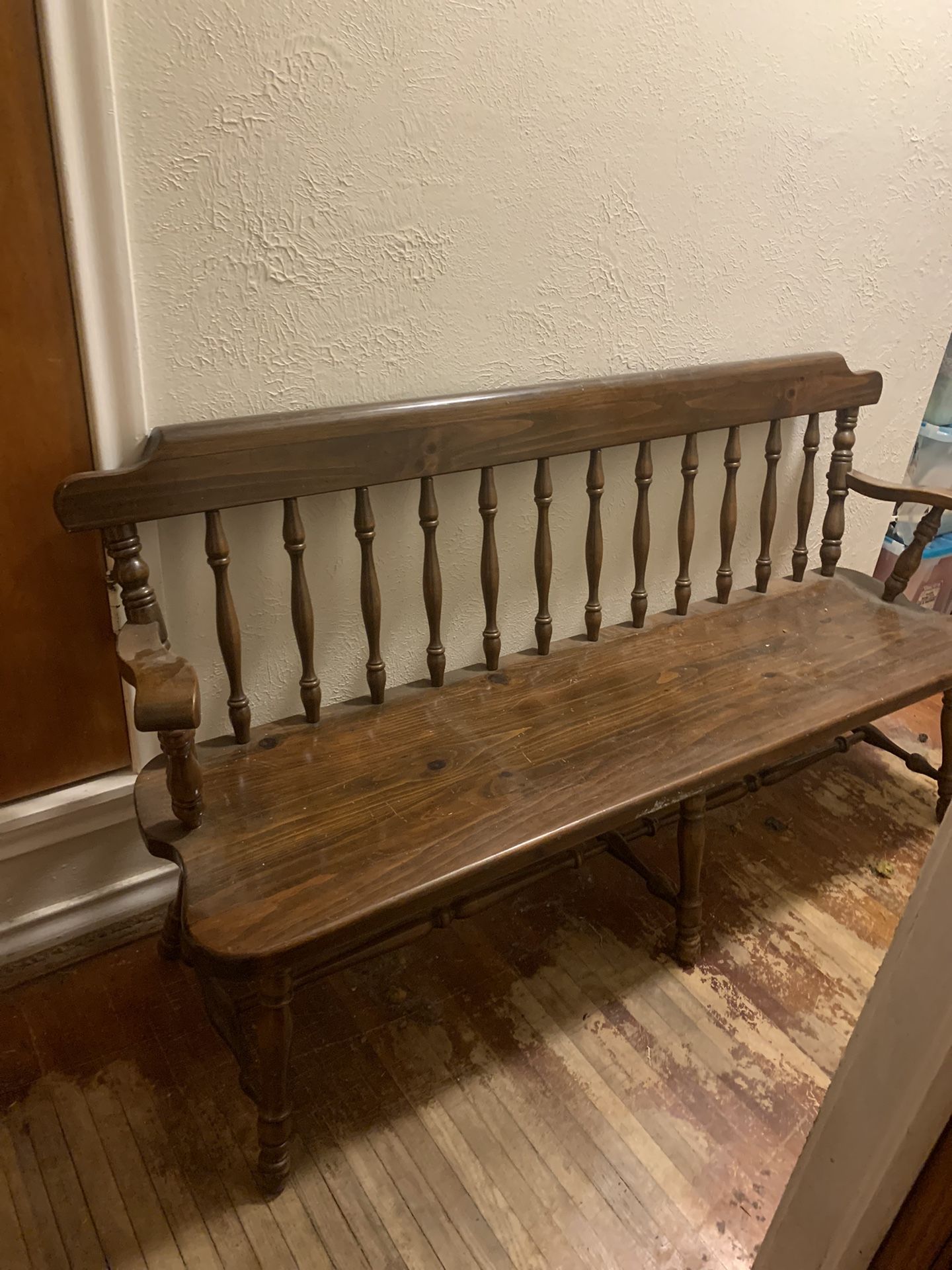 Ethan Allen Deacon’s Bench