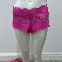 New with Tags Victoria Secret Fuchsia Culotte / Boy Short Size L 