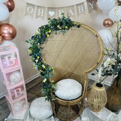 Rent Vintage Natural Ratan Peacock Chair