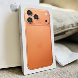Iphone 17 Pro max 256Gb Cosmic orange Unlocked 