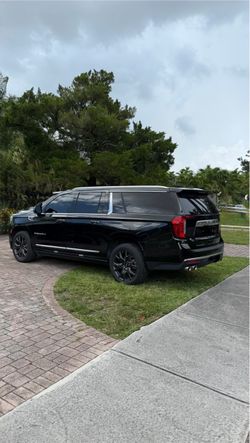 GMC Yukon XL Denali Full-Size SUV