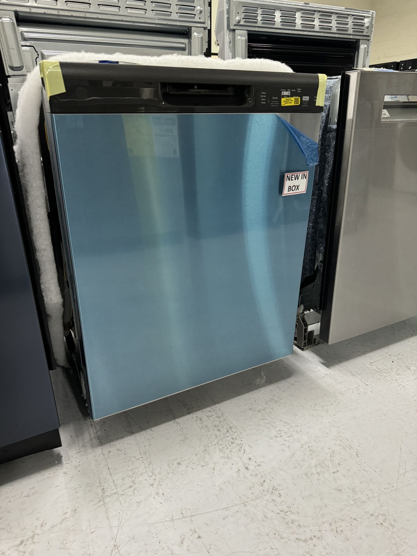 New Dishwasher Stainless Steel 1 Year Warranty