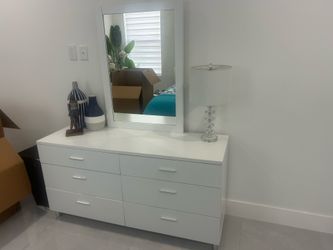 Dresser/Night table