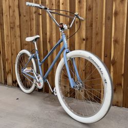 Women’s Schwinn Klunker Bike
