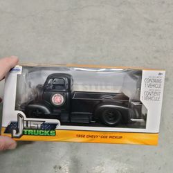 Collectable Model 1952 Chevy Truck 