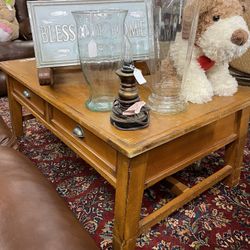 Coffee Table with 2 Drawers