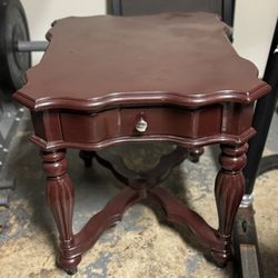 Twin Dark brown Tables 