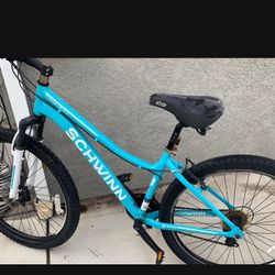 Women’s Schwinn Bike —oakley