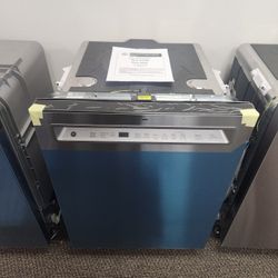 24 in. Fingerprint Resistant Stainless Steel Front Control Built-In Tall Tub Dishwasher w/ 3rd Rack, Bottle Jets, 45 dBA