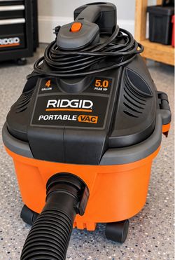 RIDGID 4-Gallon 5.0 Peak HP Portable Wet/Dry Vac