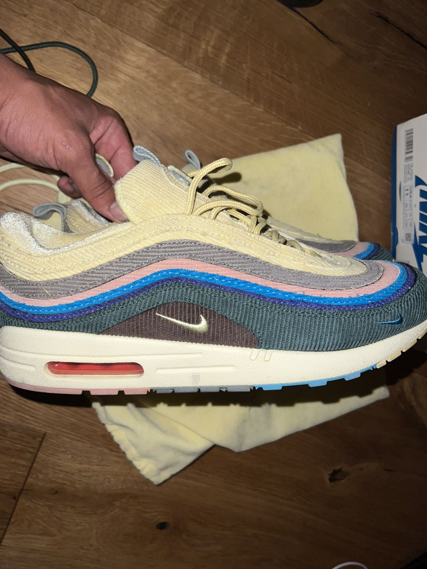 SEAN WOTHERSPOON 1/97 LIMITED EDITION SIZE 11