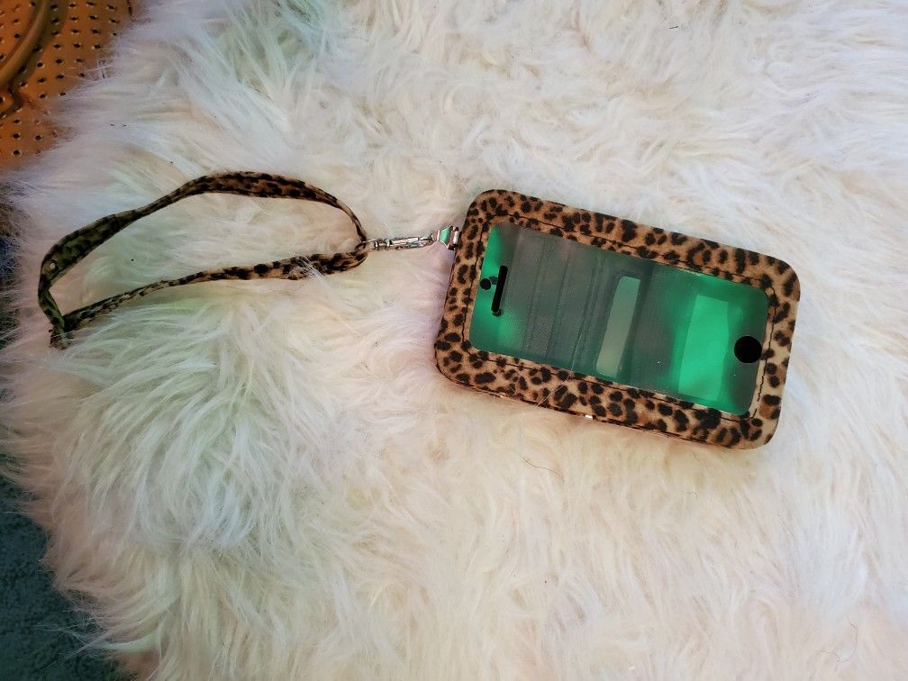Variety Of Purses, Wallets & Handbags