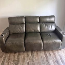 Leather Auto Reclining Sofa Couch. Price Including Delivery 